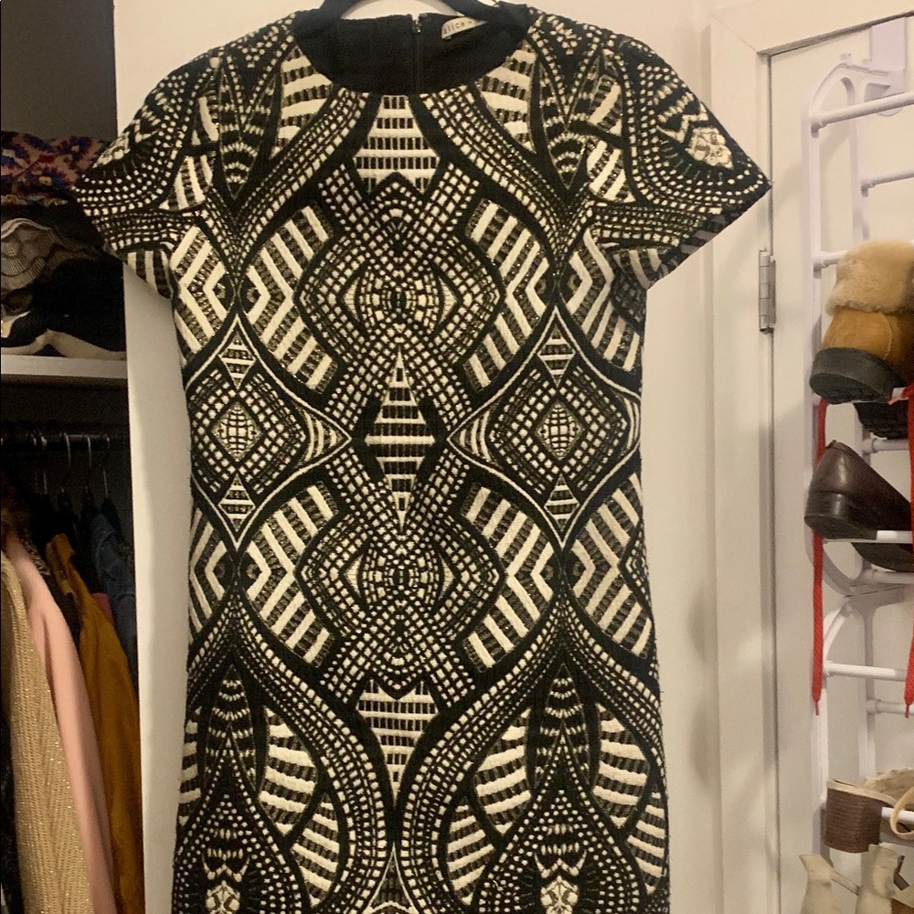 Alice and olivia cocktail dress